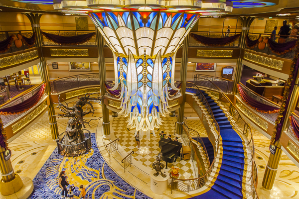 Hall de entrada do Disney Dream