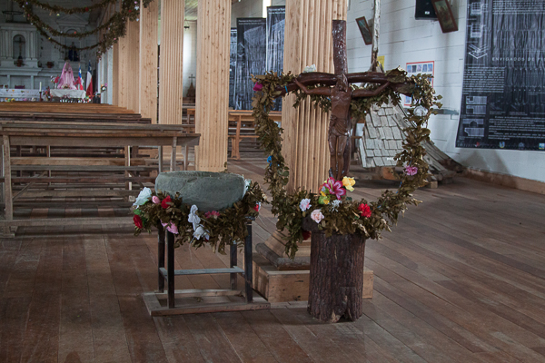 Interior da igreja de Quinchao