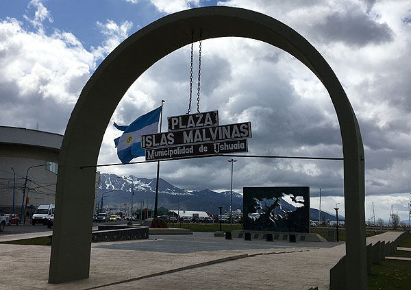 Plaza Malvinas