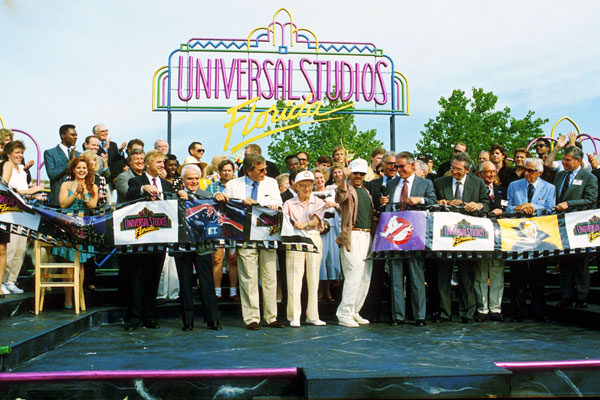 01_Universal-Studios-Florida-Grand-Opening