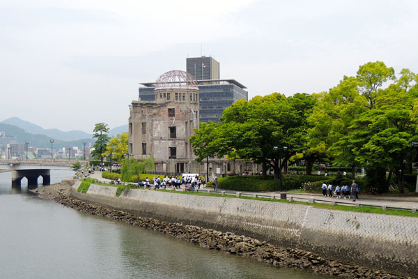 A-bomb-dome-vista-longe-hiroshima-relato