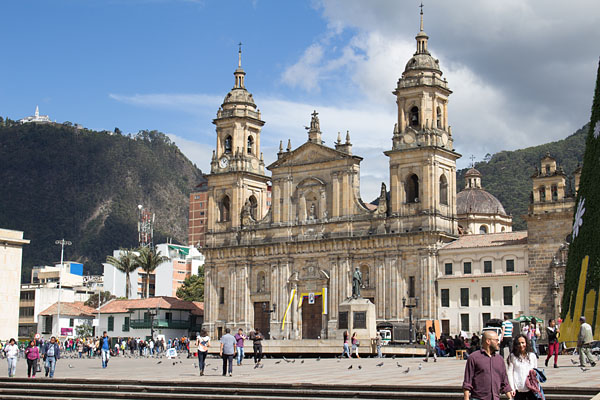 Bogotá atrações passeios Plaza Bolívar
