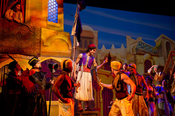 Musicais dos cruzeiros Disney: Aladdin