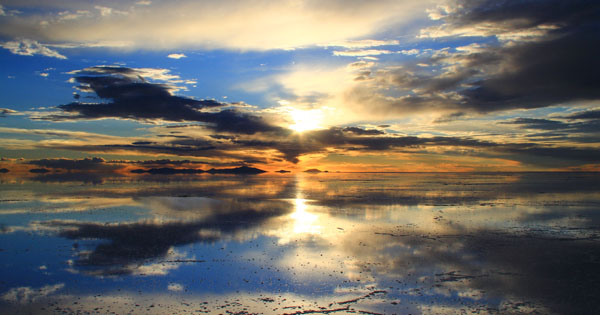 salar de uyuni por do sol