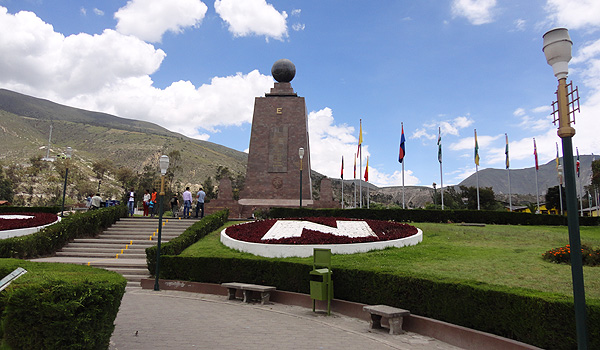 roteiro pelo equador ciudad mitad del mundo