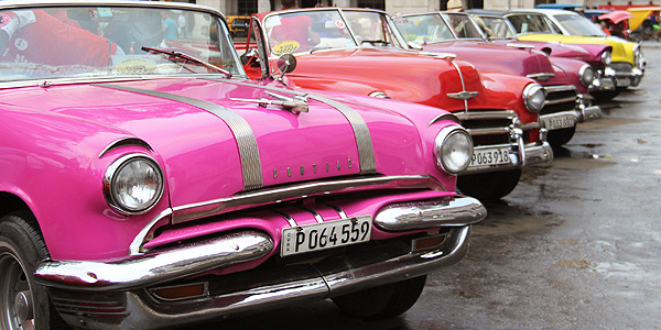 transporte em havana carros antigos