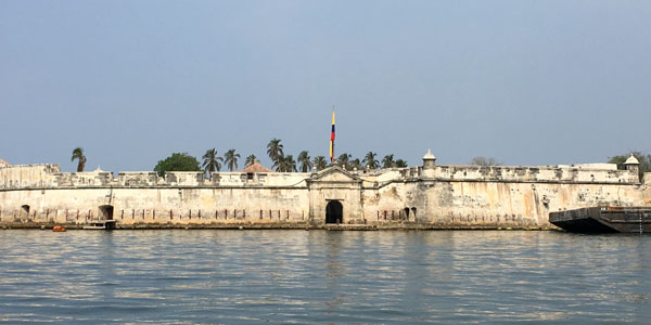 Islas del Rosario: Forte-San-Fernando-em-Boca-Chica-isla-del-rosario-colombia-relato-miriam