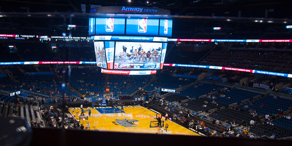 Jogo de Basquete do Orlando Magic – Por aí comigo