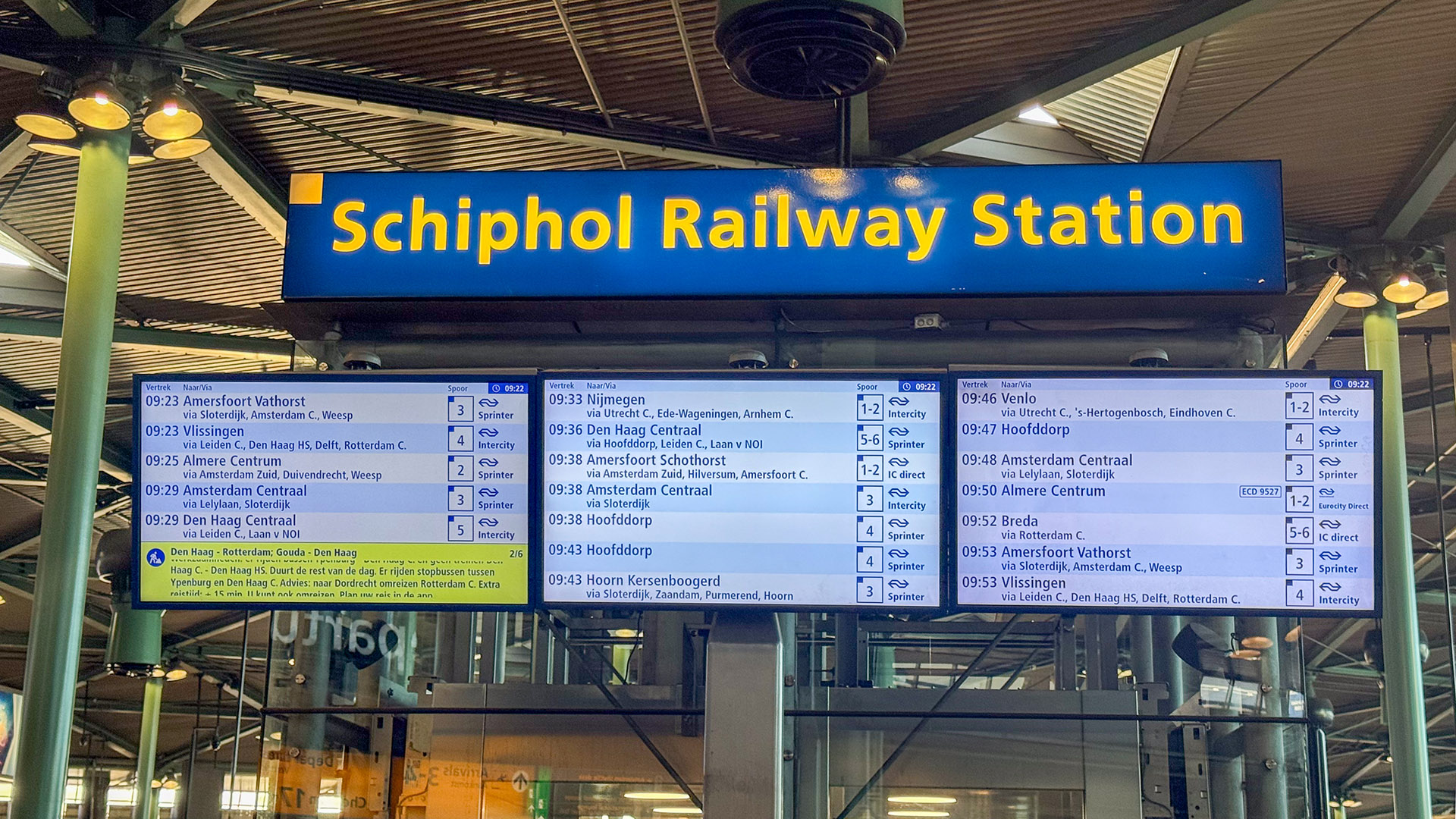 Trem entre Holanda e Bélgica: tudo o que você precisa saber 12 Estação de trem do aeroporto Schiphol