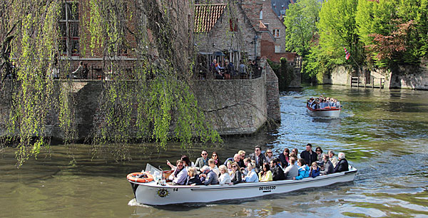 Trem entre Holanda e Bélgica: Bruges