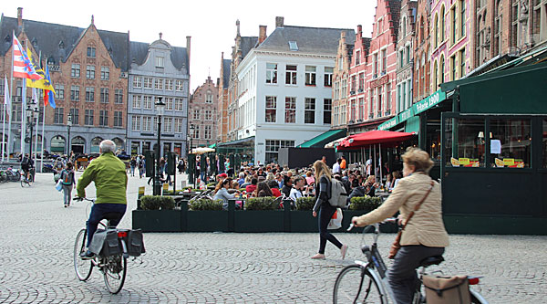 Trem entre Holanda e Bélgica: Bruges