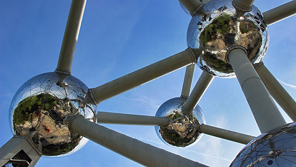 Trem entre Holanda e Bélgica: Atomium, Bruxelas