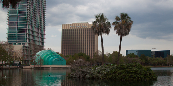 lake-eola-park-ilhota