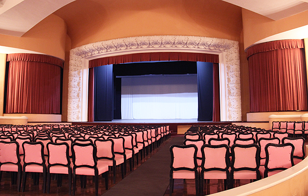 quitandinha petrópolis teatro