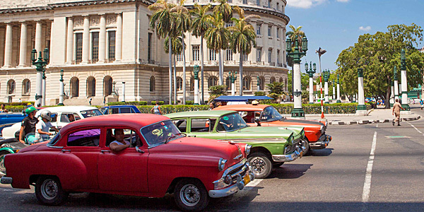 Cuba via Estados Unidos