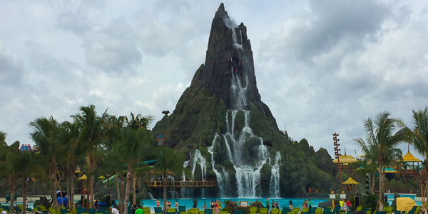 Vulcão símbolo do Volcano Bay, em Orlando