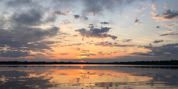 anavilhanas-relato-Nascer-do-Sol-lago