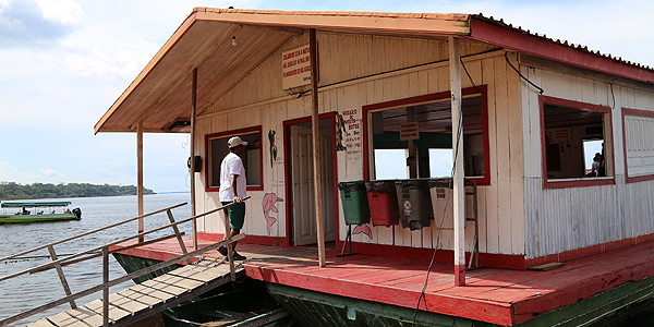 anavilhanas-relato-Pier-flutuante-dos-Botos