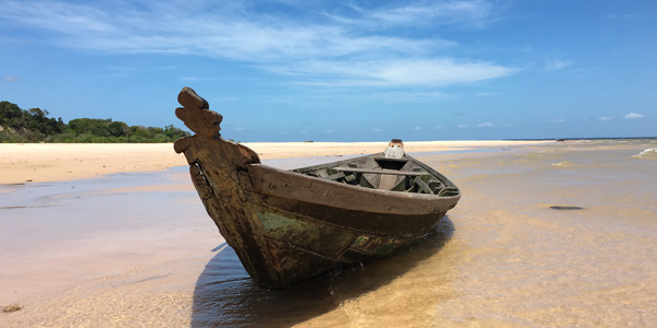 28alter-do-chao-Ponta-de-Pedras-barco