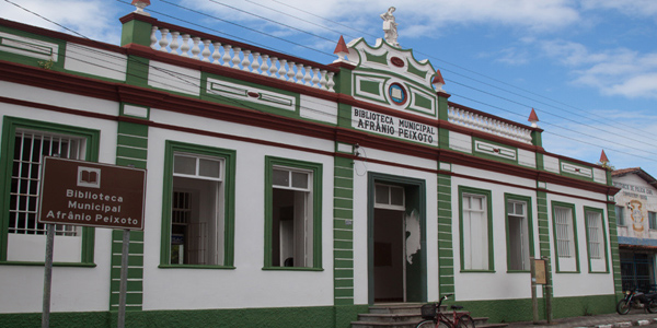 Um passeio pelo fotogênico casario histórico de Canavieiras, na Bahia 1