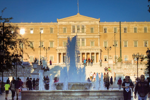 Praça Sintagma e Parlamento, em Atenas