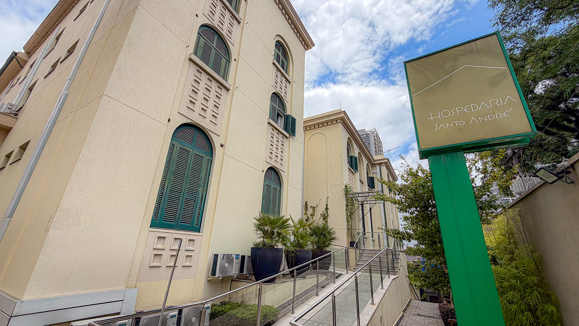 Shows no Allianz Parque: como chegar e hotéis nos arredores 29 Shows no Allianz Parque: como chegar e hotéis nos arredores 21