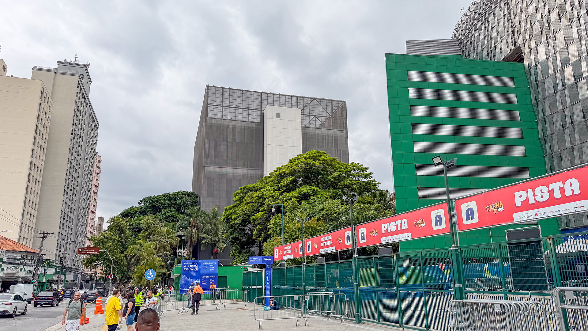 Shows no Allianz Parque: como chegar e hotéis nos arredores 25 Shows no Allianz Parque: como chegar e hotéis nos arredores 18