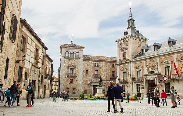 plaza de la villa madri