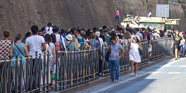 Roma roteiro 3 dias - fila Vaticano