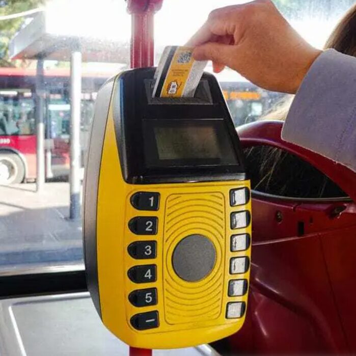 Roteiro em Roma: o básico em 3 dias 22 Validador de bilhetes físicos