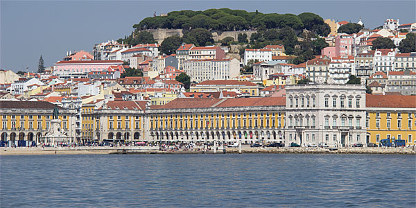 Lisboa: atalho ao Castelo