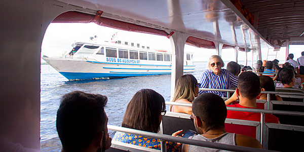 Manaus o que fazer: passeio de barco