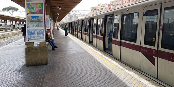 Ostia Antica: trem suburbano