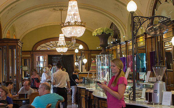 budapeste-gerbaud-interior-600