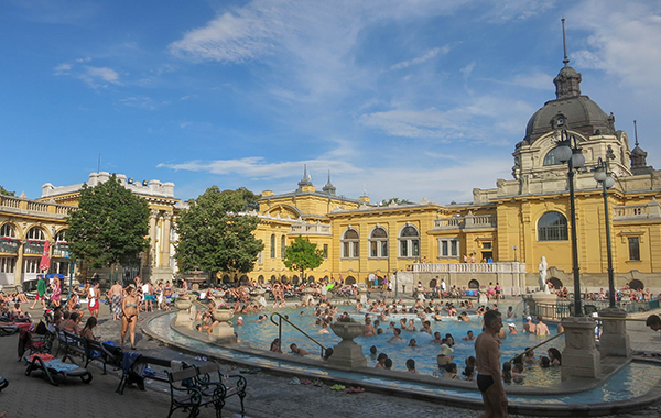 budapeste-piscinas-Szechenyi