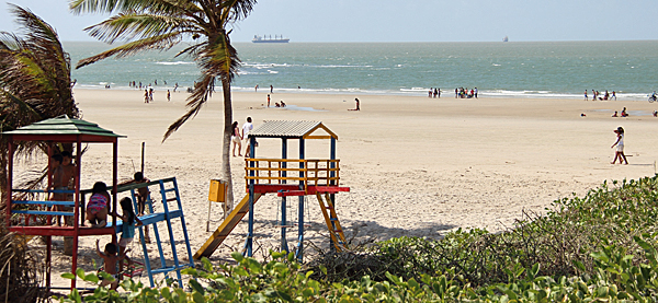 São Luís o que fazer: Praia do Calhau