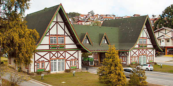 como chegar a campos do jordao