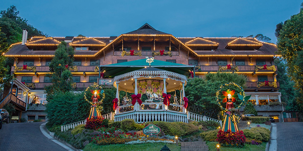 Casa da Montanha Hotel se transforma na Extraordinária Casa de Natal