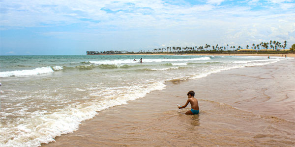 Praias sem aglomeração: Itacimirim