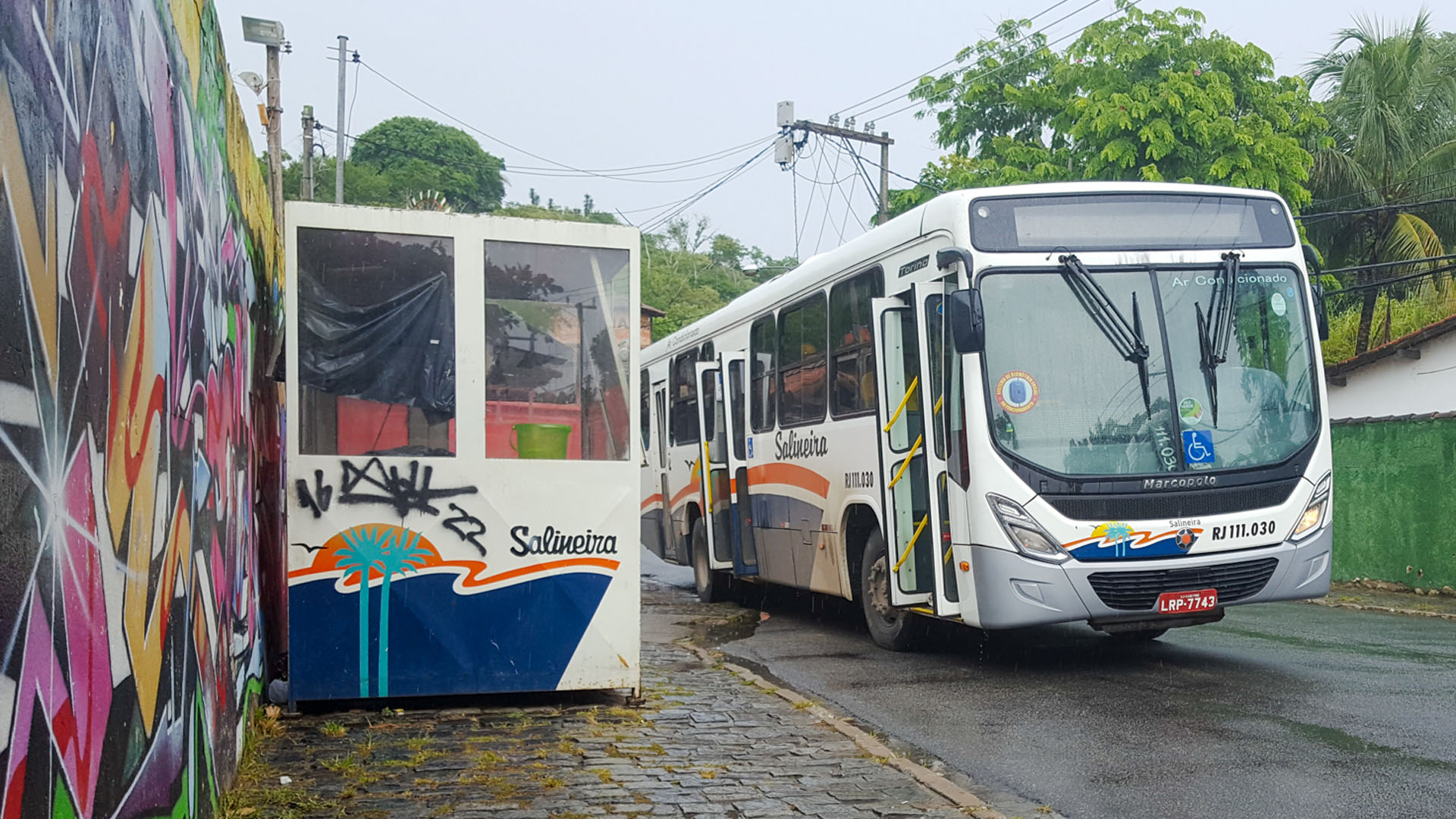 Como se locomover de ônibus entre Búzios e Cabo Frio