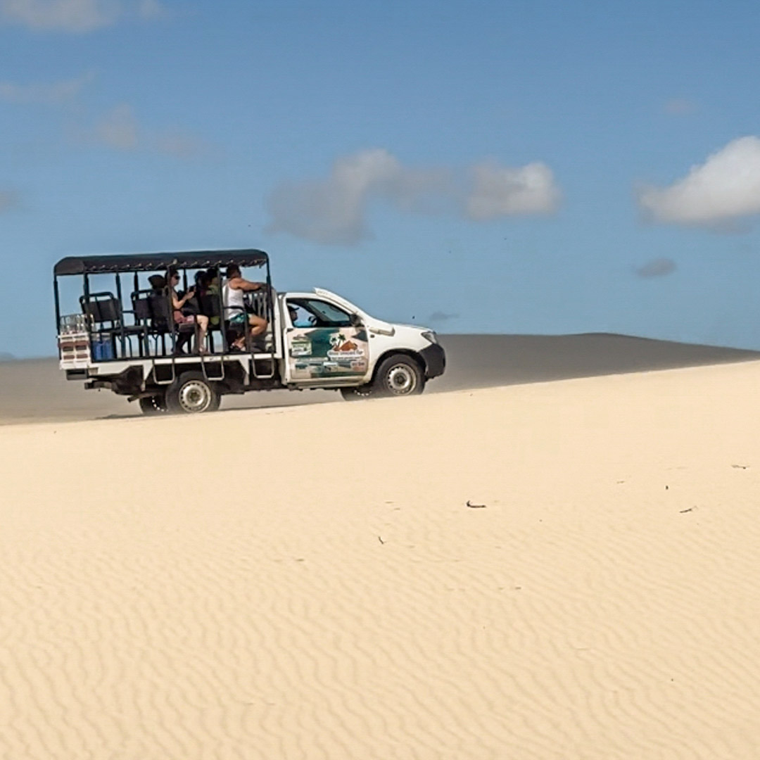 Roteiro de viagem nos Lençóis Maranhenses: jardineira em Atins