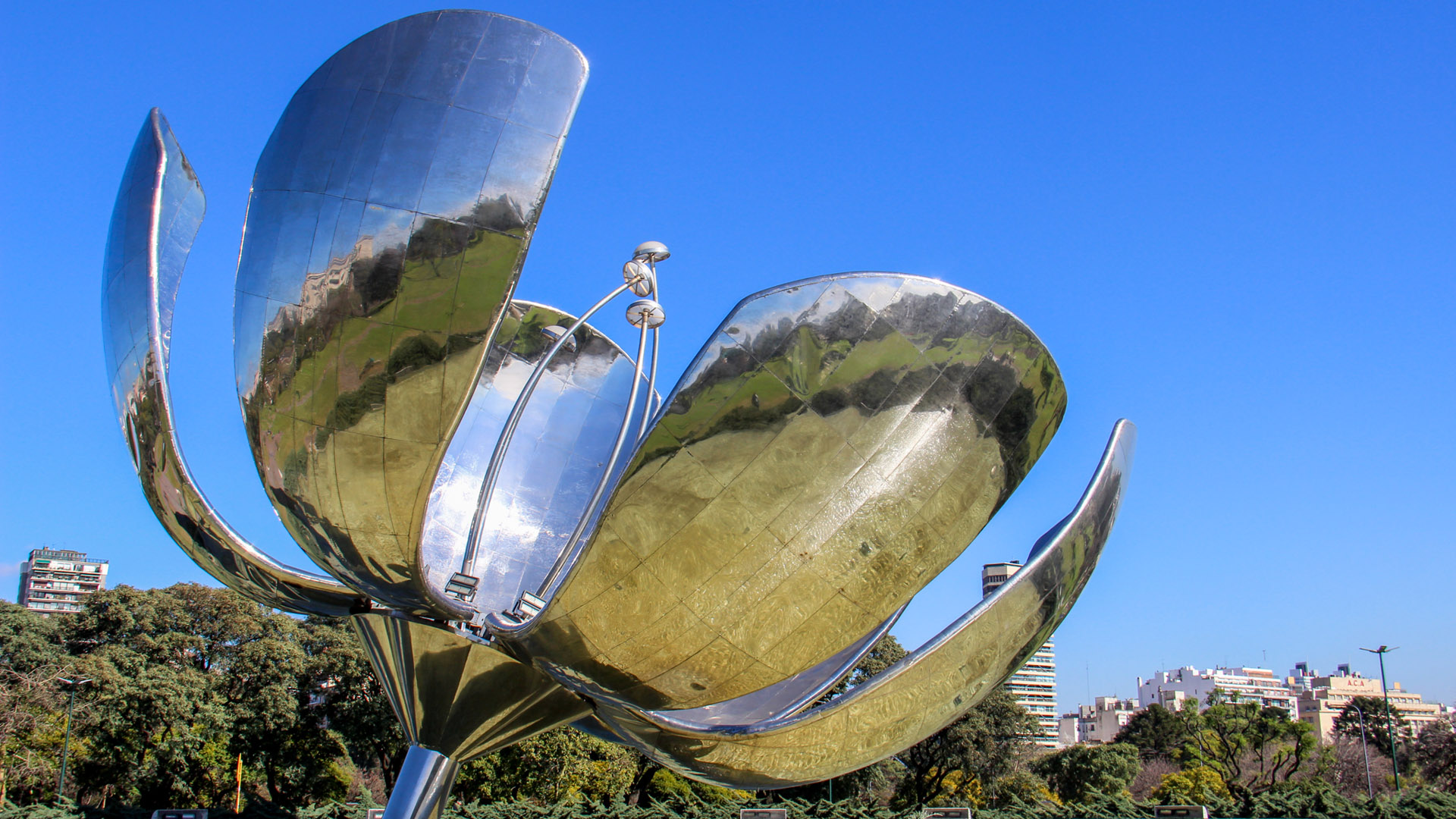 Flor Metálica, Buenos Aires: Argentina reaberta para brasileiros