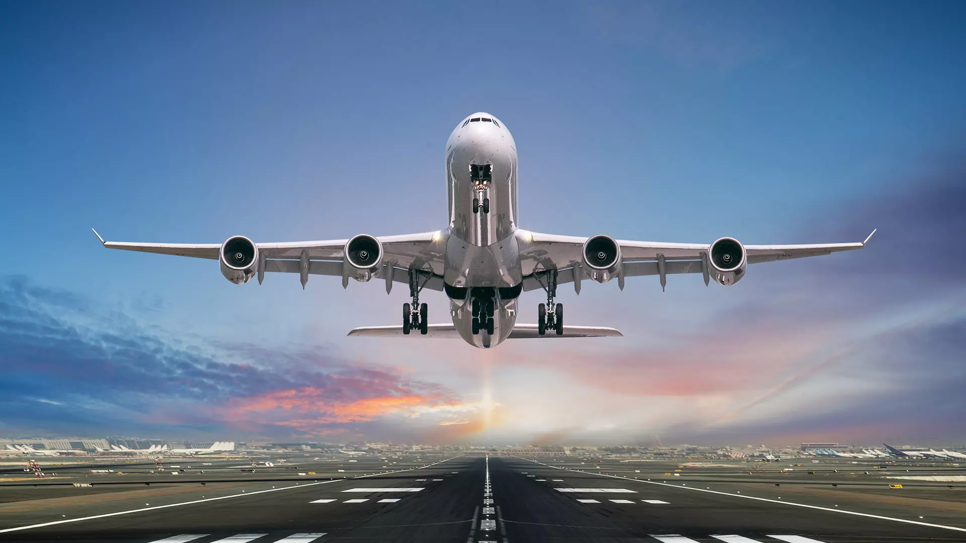 No avião com crianças: o que levar (e o que fazer) a bordo 6 passagens promocionais