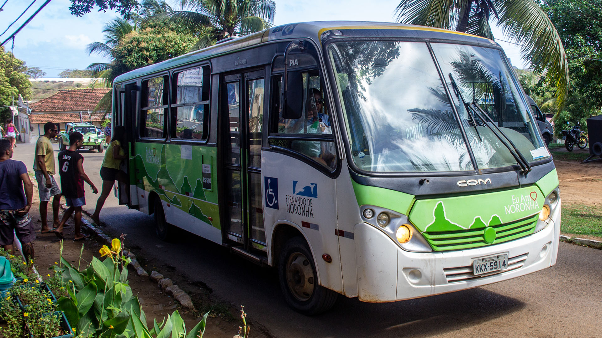 Como se locomover em Fernando de Noronha de ônibus