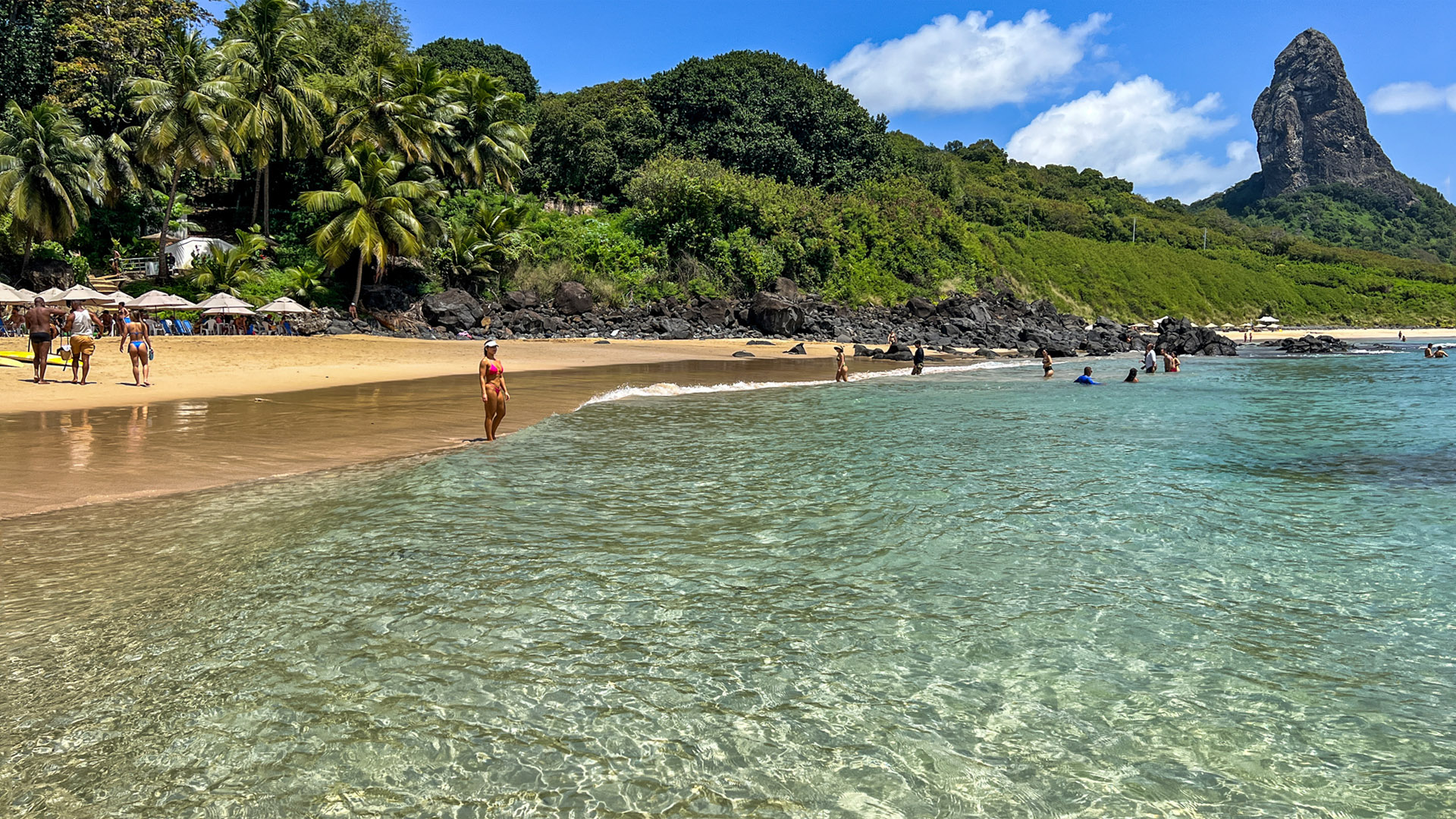 Praias em Fernando de Noronha: Praia do Cachorro