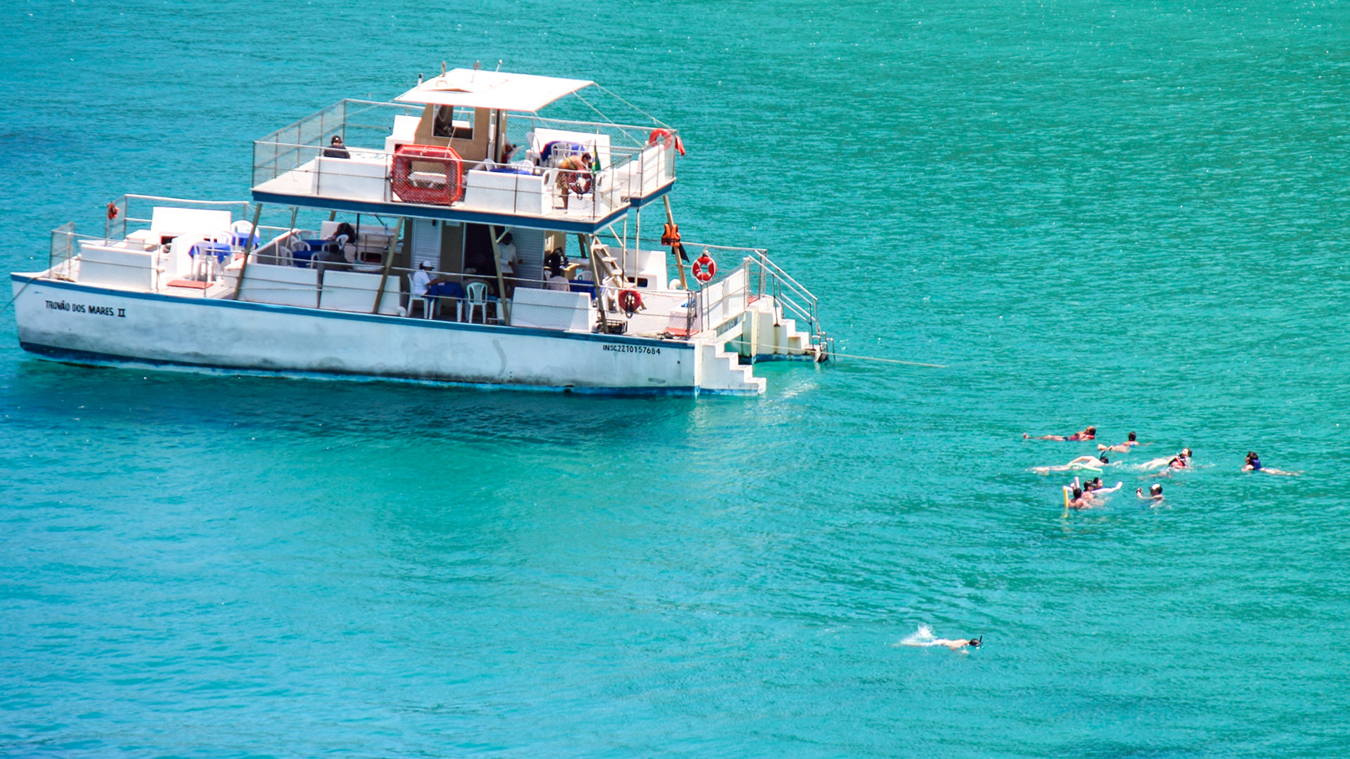 Roteiro de passeios em Fernando de Noronha passeio de barco