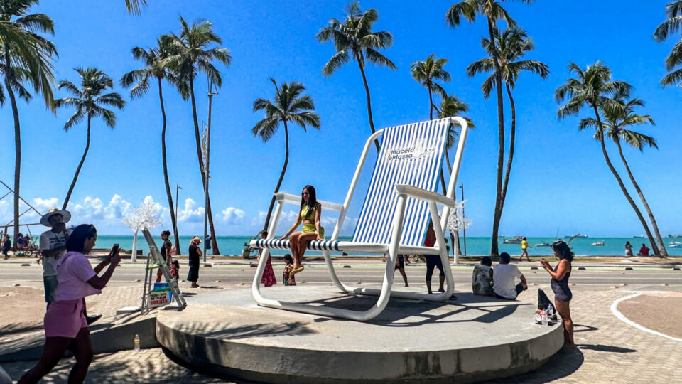 O que fazer em Maceió: cadeira gigante