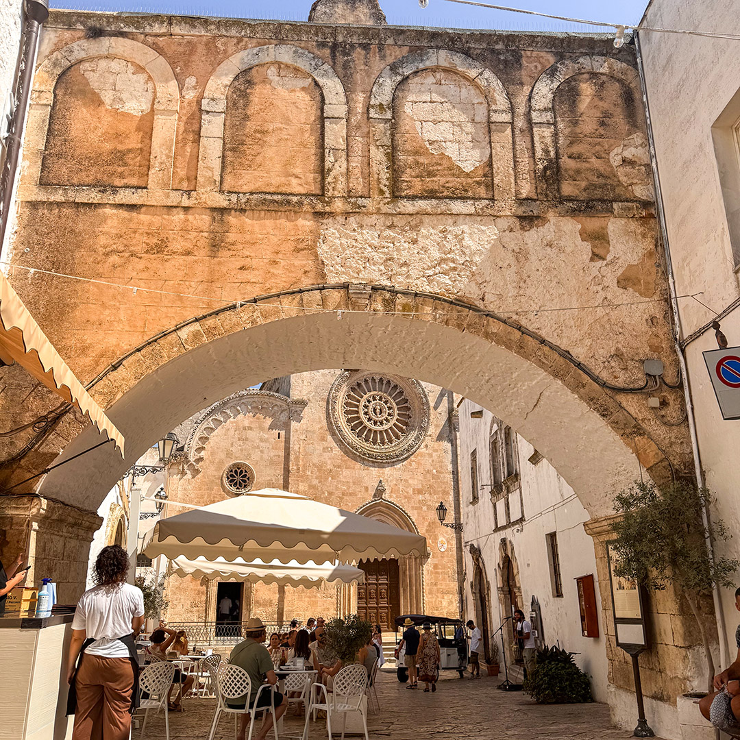 Arco Ostuni