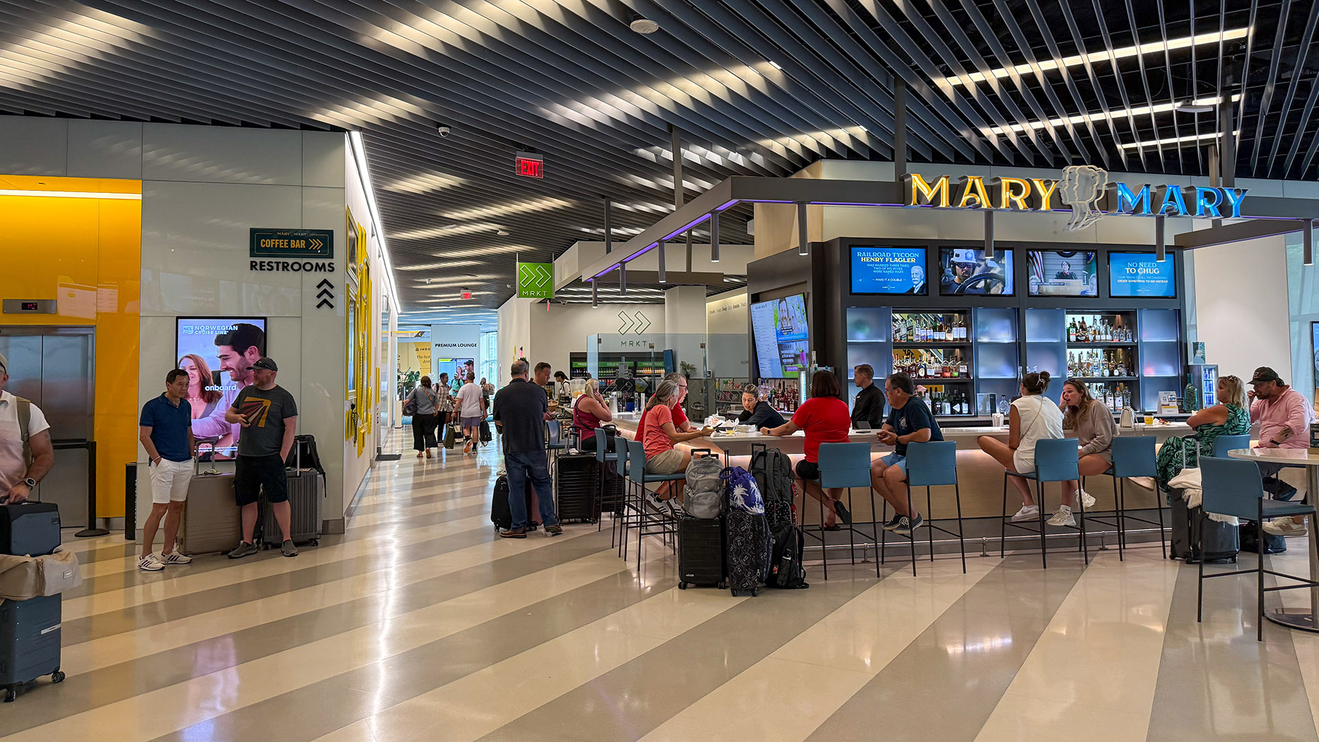 Como é viajar no trem bala entre Miami e Orlando 29