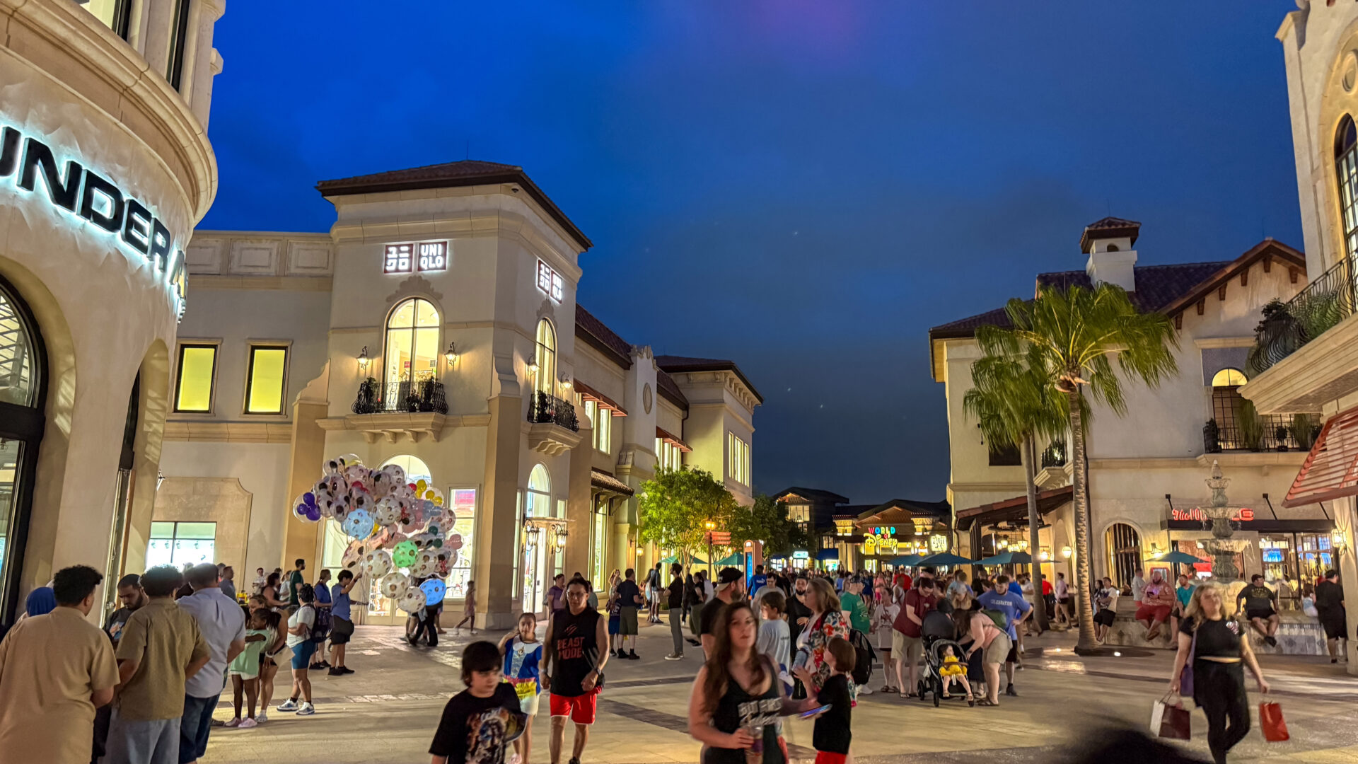 Compras em Orlando: Outlets, Shoppings e Dicas 8 Compras em Orlando - Disney Springs